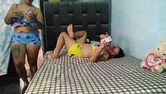 la esposa infiel se topa con la amante folla duro y se masturba mutuamente