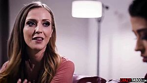 मिल्फ घरवालियों को पति ने चुदाई करते पकड़ लिया और हार्ड स्पैंक किया! कितना शॉक!