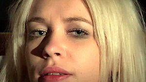 थप्पड़ मारना