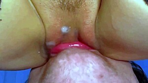 cuckold cleans up creampie from wife's wet pussy, yum! 🥵