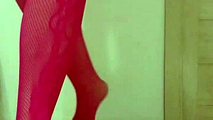 Cute Teen Girl Fingers Herself In Sexy Lingerie