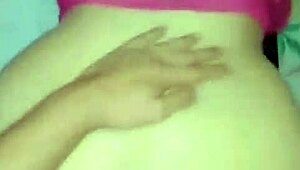 Arab Wife Shows Off Her Sexy Hot Big Ass in Wild Action!