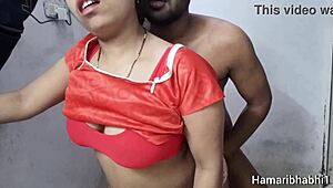 Oh wow, this Indian desi bhabhi is cheating with her neighbor boyfriend in a steamy country ranch encounter 😘